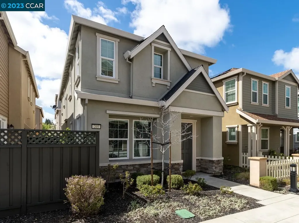 205 Southpark Court Martinez CA 94553