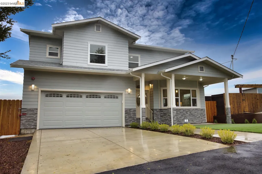 3166 Hood Street Oakland CA 94605