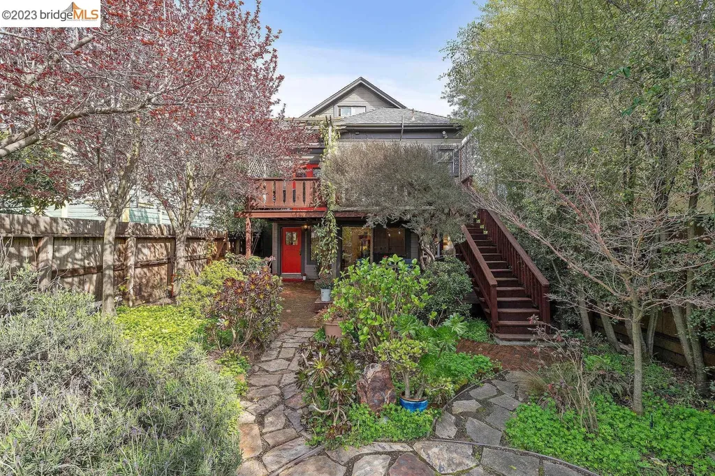2122 Sacramento Street Berkeley CA 94702
