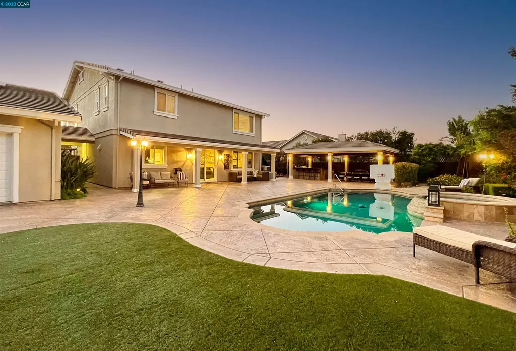 1940 Huntington Place Brentwood CA 94513