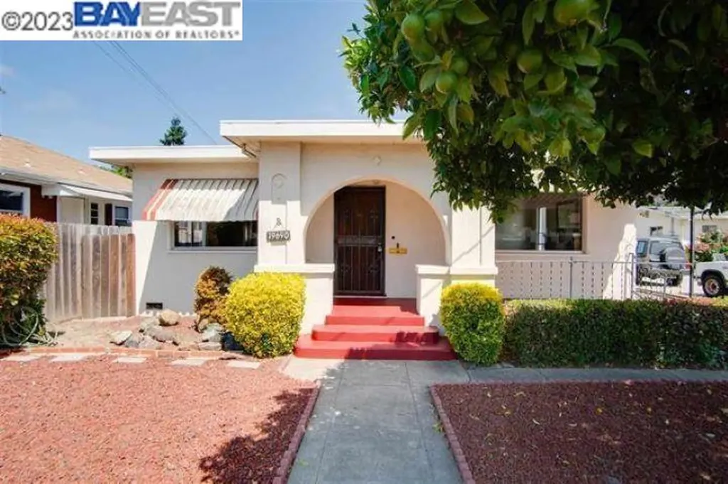 19690 Camden Avenue Hayward CA 94541