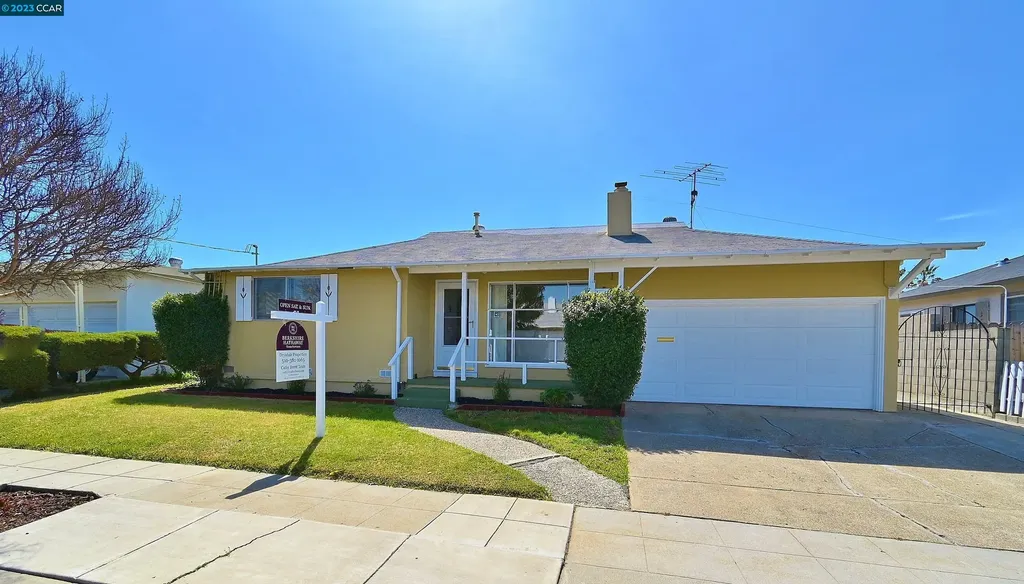 169 Newton Street Hayward CA 94544