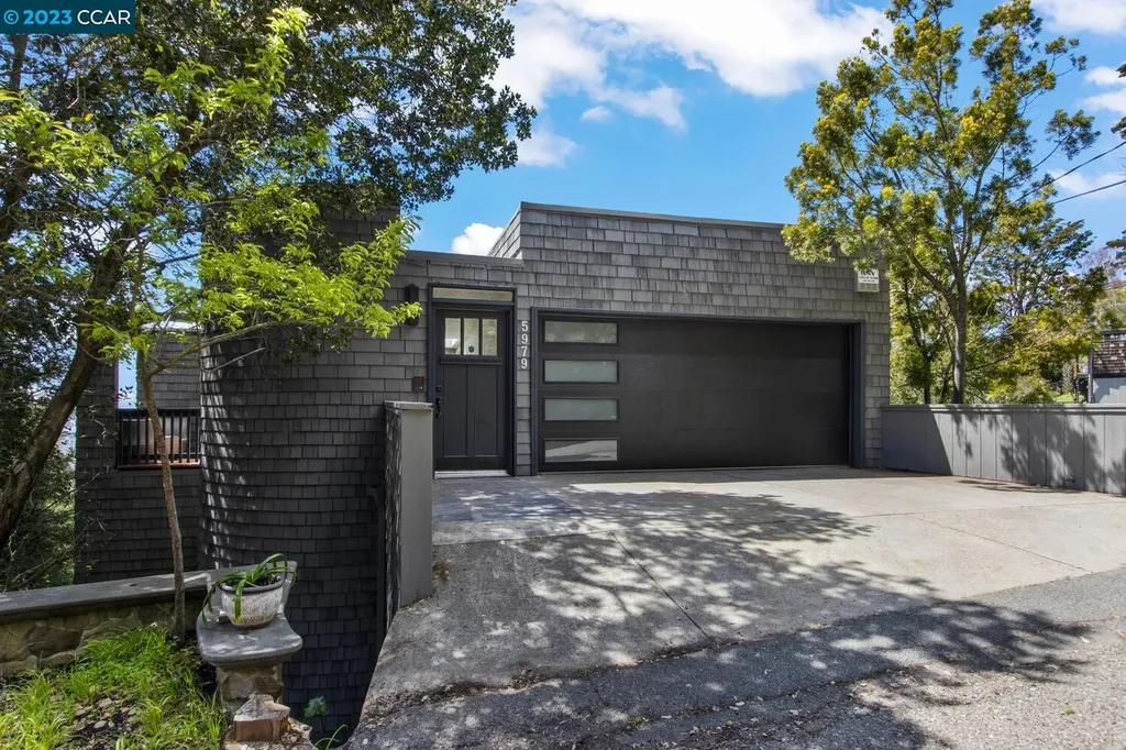 5979 Westover Drive Oakland CA 94611