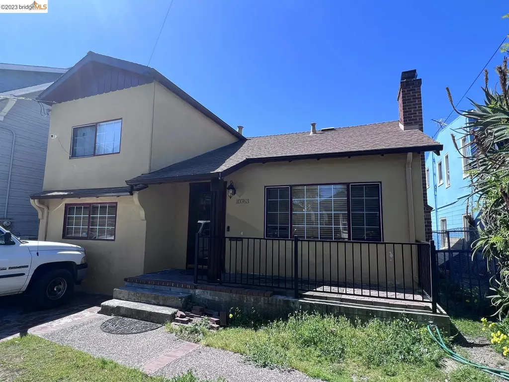 10763 Pippin Street Oakland CA 94603