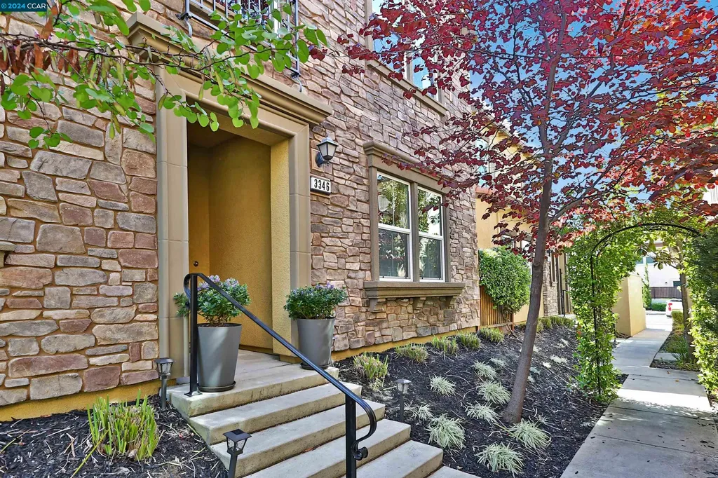 3346 Vittoria Loop Dublin CA 94568