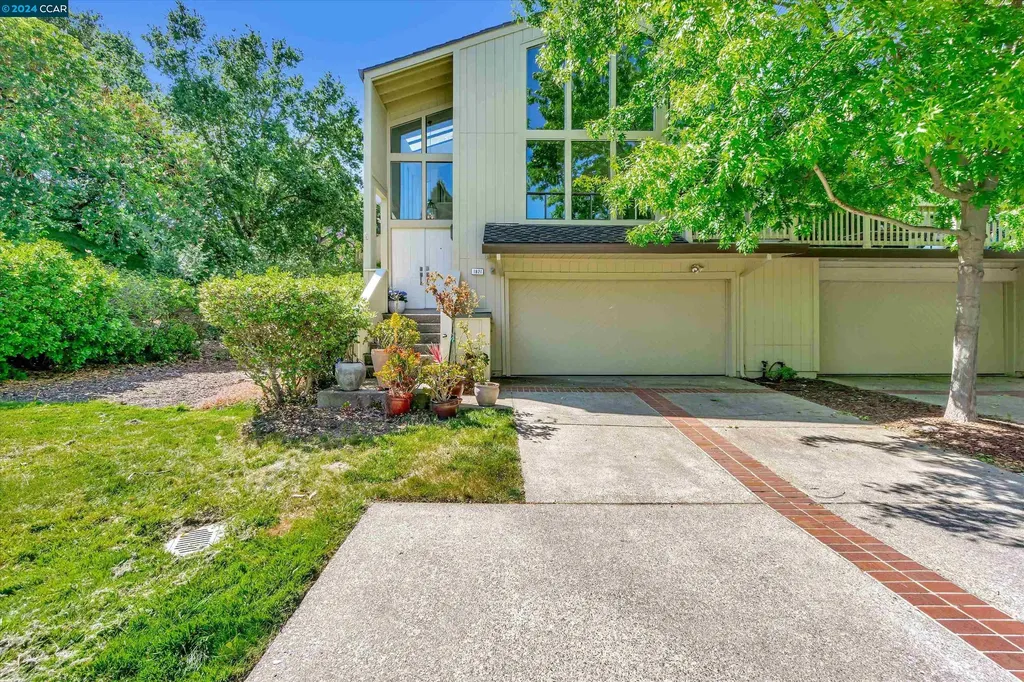 1821 Lamplight Court Walnut Creek CA 94597