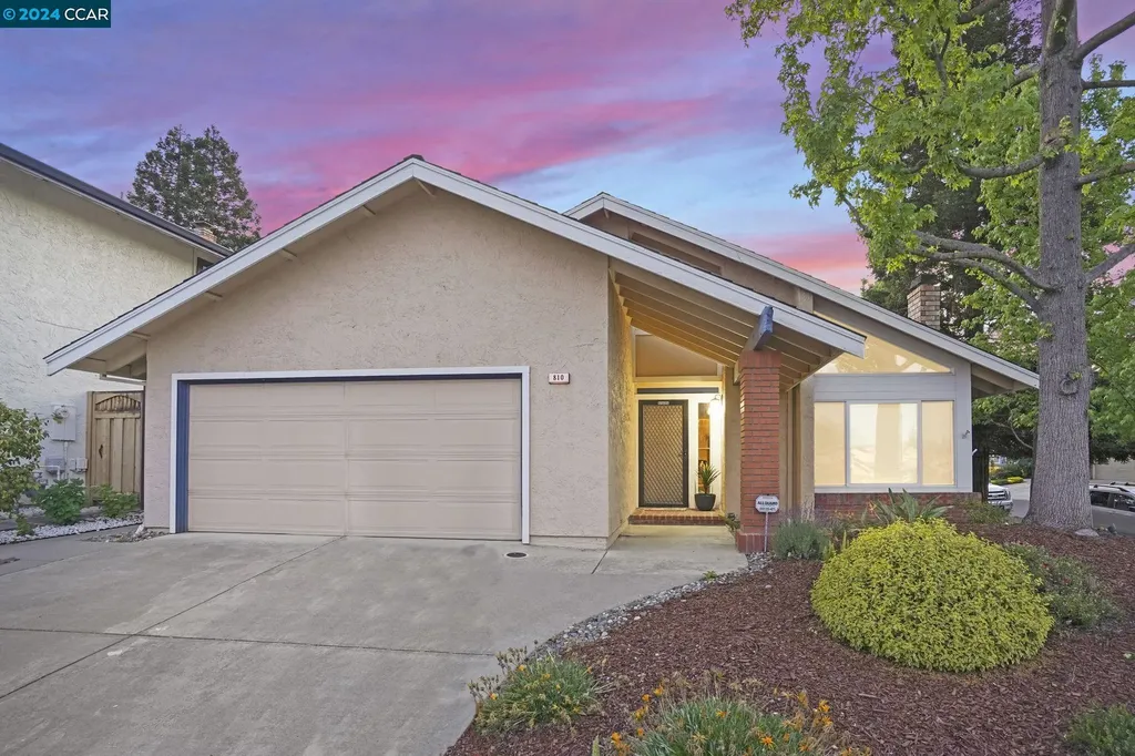 810 Hidden Lakes Drive Martinez CA 94553