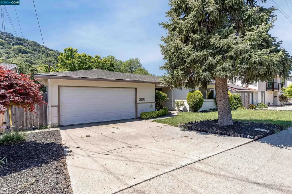 3500 Savage Avenue Pinole CA 94564
