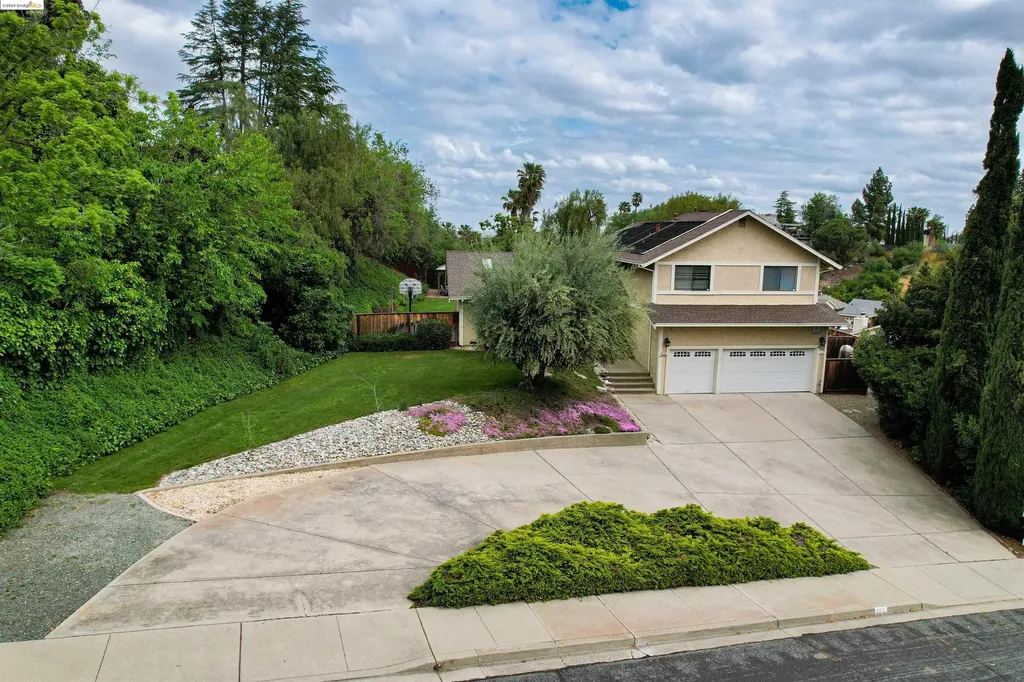 225 Hillside Road Antioch CA 94509