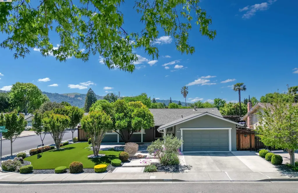 2304 Greenberry Court Pleasanton CA 94566