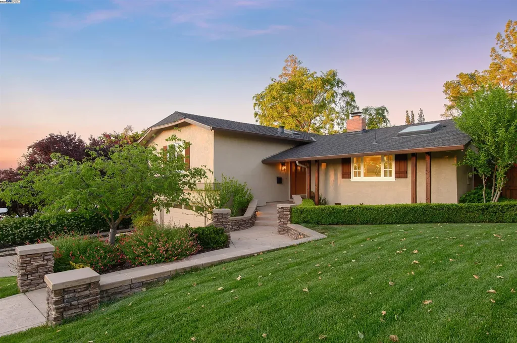 1024 Riesling Drive Pleasanton CA 94566