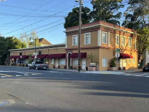 1203 Benton Street Alameda CA 94501