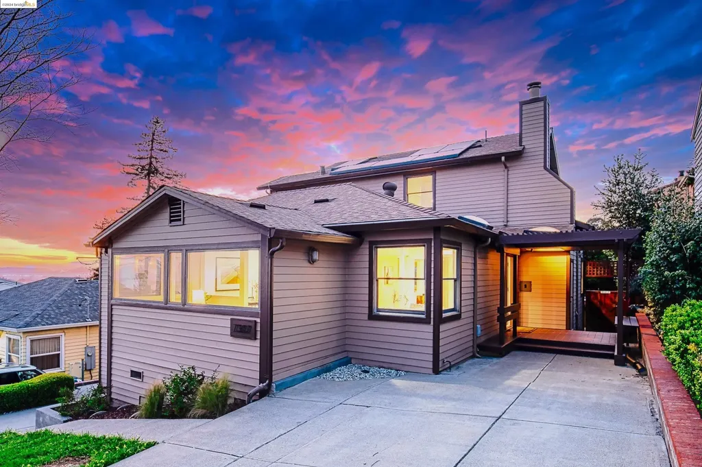 El Cerrito CA, 7307 Gladys Avenue