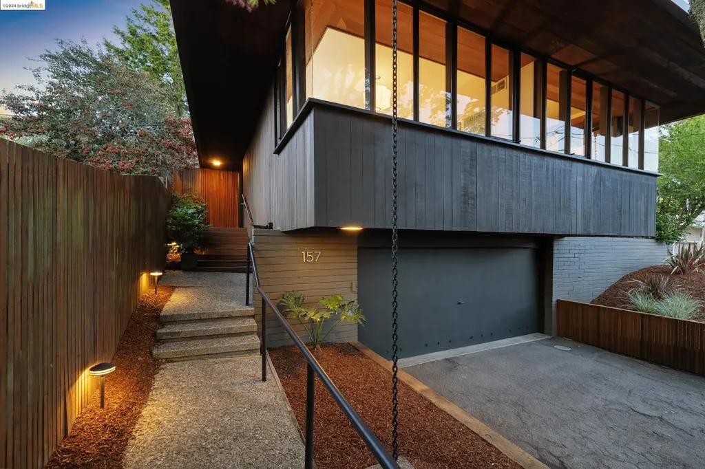 157 Fairlawn Drive Berkeley CA 94708