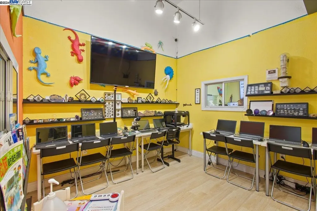 1429 High Street Alameda CA 94501