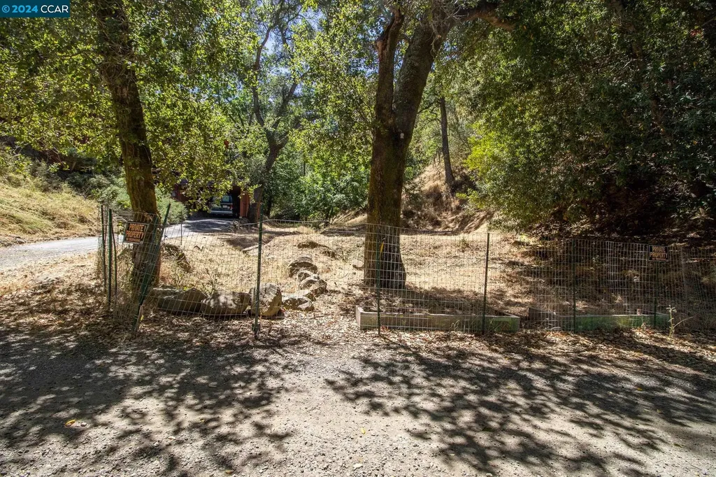 12063 Glenora Way Sunol CA 94586