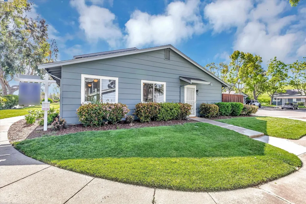 1499 Spring Valley Common Livermore CA 94551