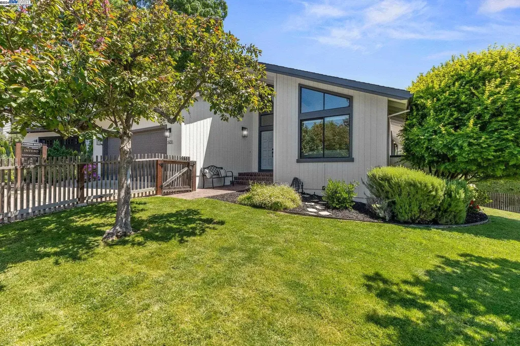 1931 Fallen Oak Court Walnut Creek CA 94595