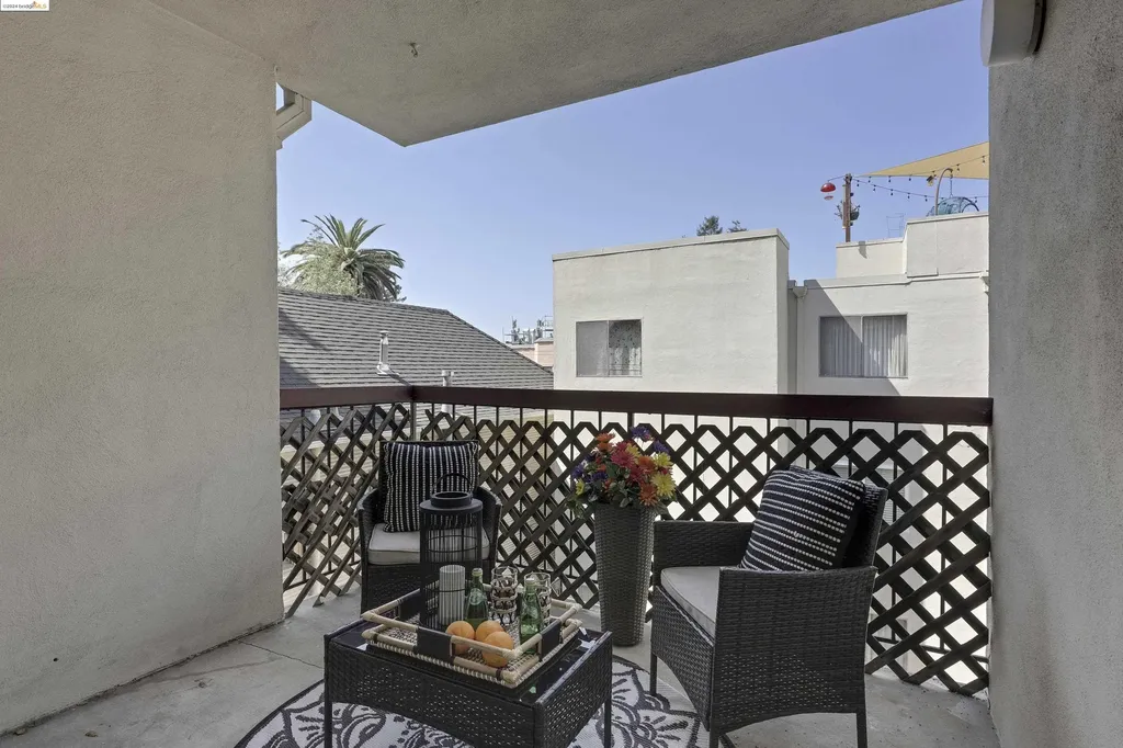 155 Pearl Street Oakland CA 94611