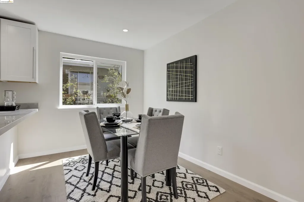 155 Pearl Street Oakland CA 94611