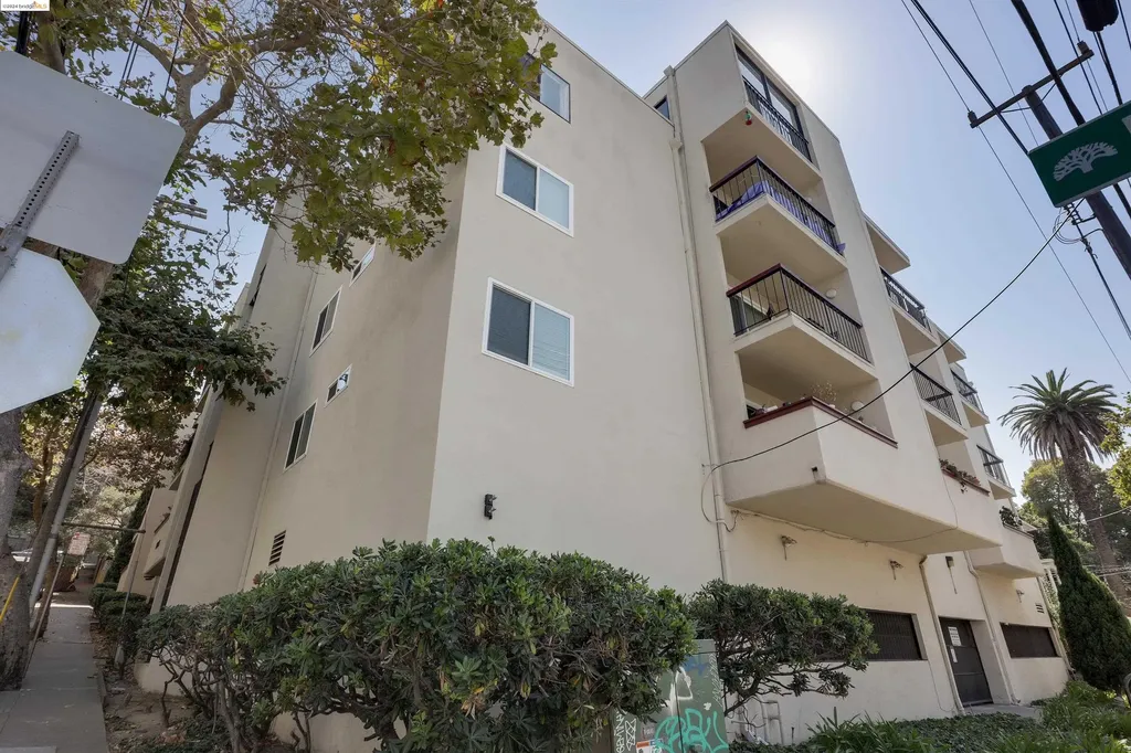 155 Pearl Street Oakland CA 94611