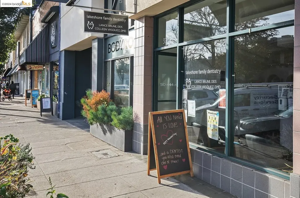 155 Pearl Street Oakland CA 94611