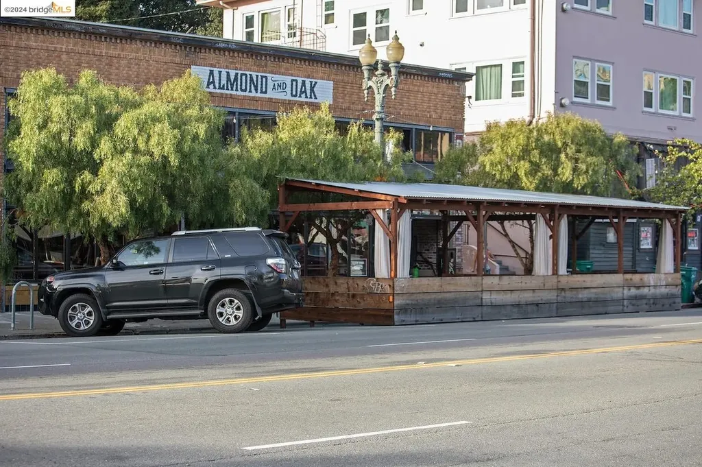 155 Pearl Street Oakland CA 94611