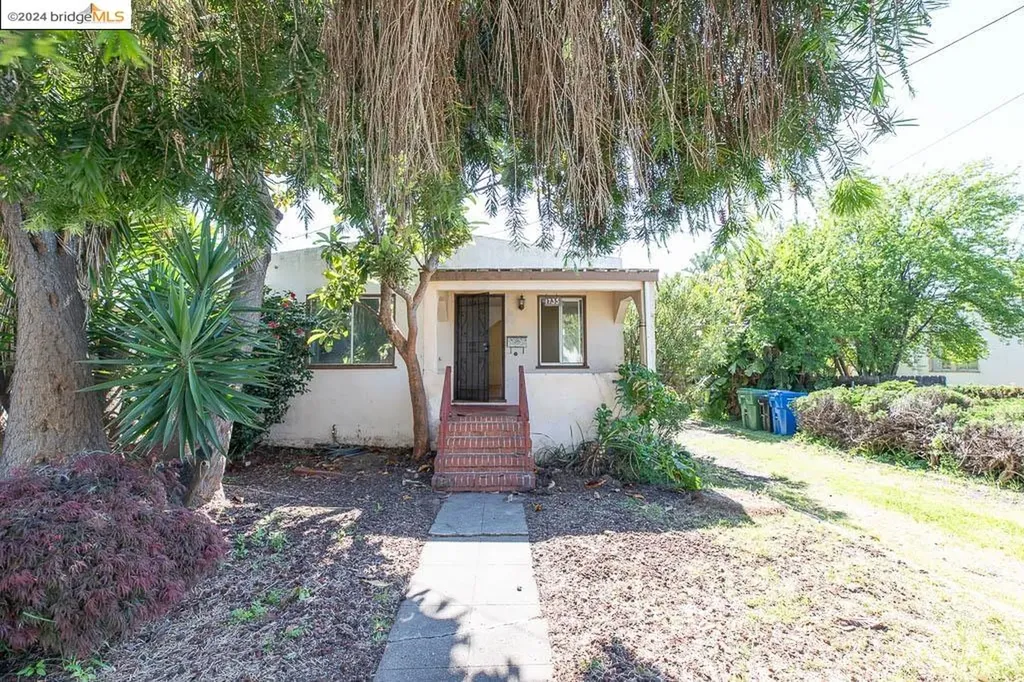 1735 Liberty Street El Cerrito CA 94530