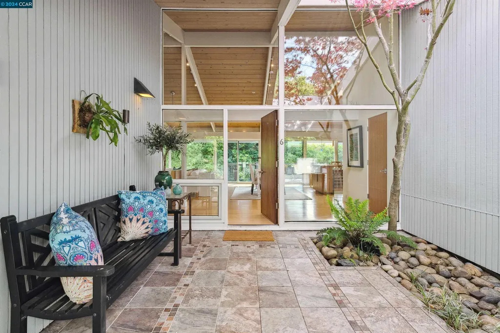 6 Del Mar Court Orinda CA 94563