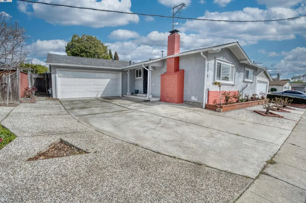 24802 Santa Clara Street Hayward CA 94544
