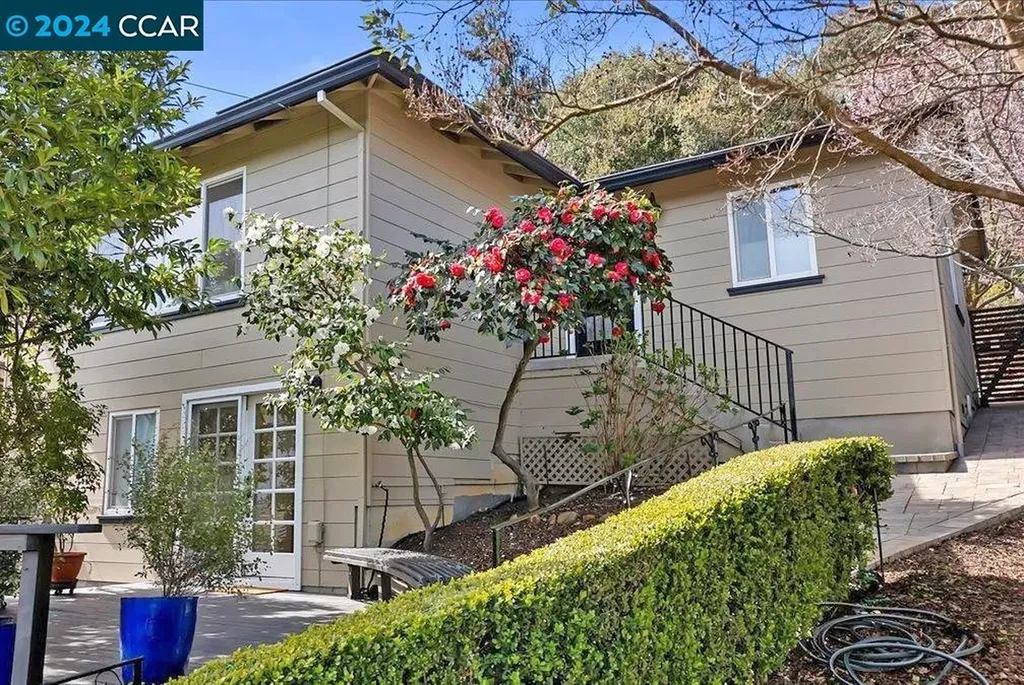 3910 Canyon Way Martinez CA 94553