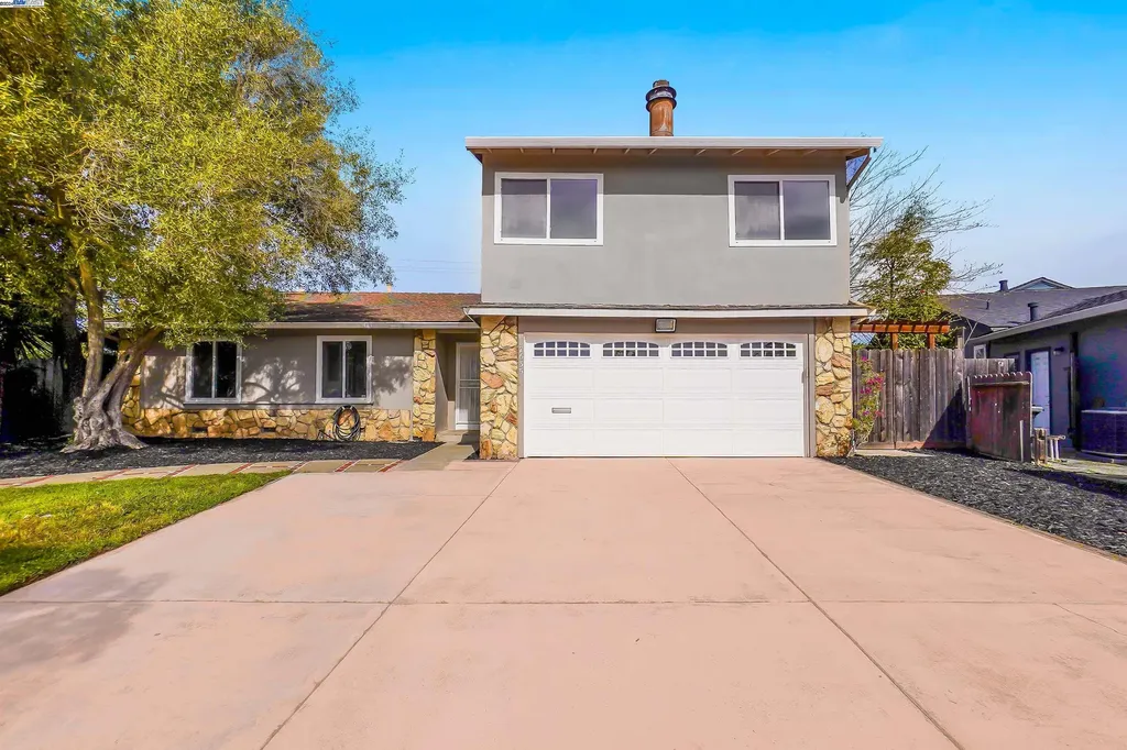 7635 Shady Hollow Drive Newark CA 94560