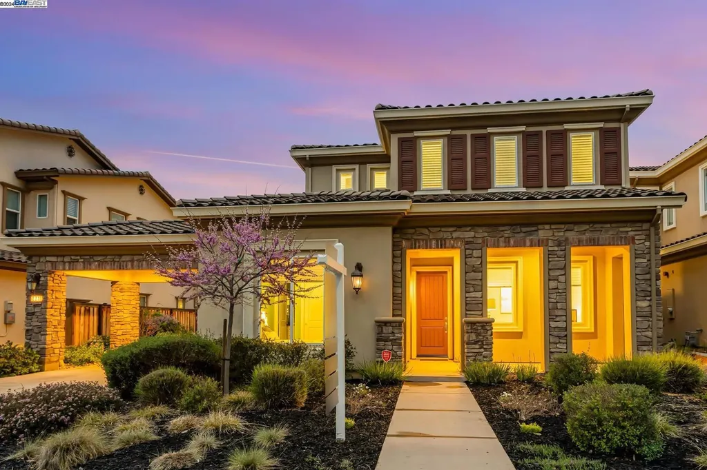 321 Tangelo Court Fremont CA 94539