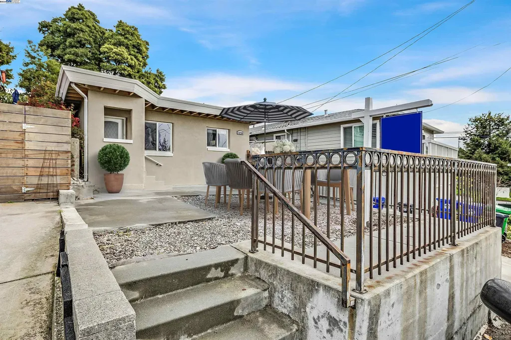 16794 Rolando Avenue San Leandro CA 94578