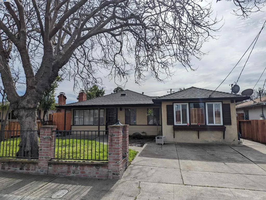 880 Lester Avenue Hayward CA 94541