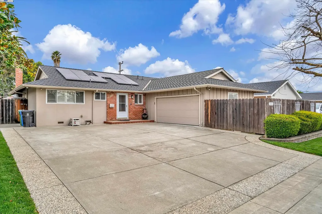 38840 Glenview Drive Fremont CA 94536