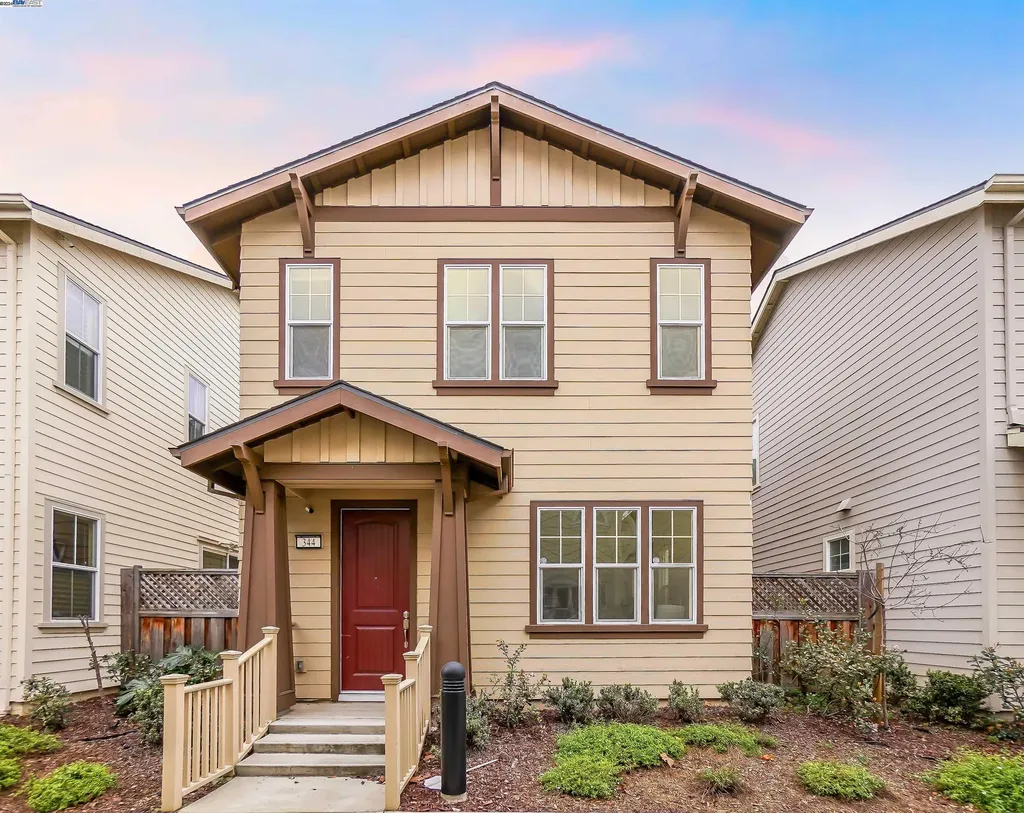 344 Apricot Circle Hayward CA 94541