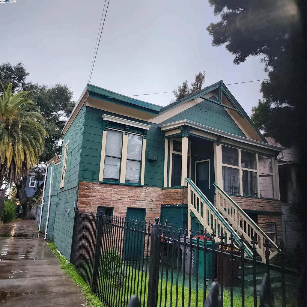 927 Chester Street Oakland CA 94607