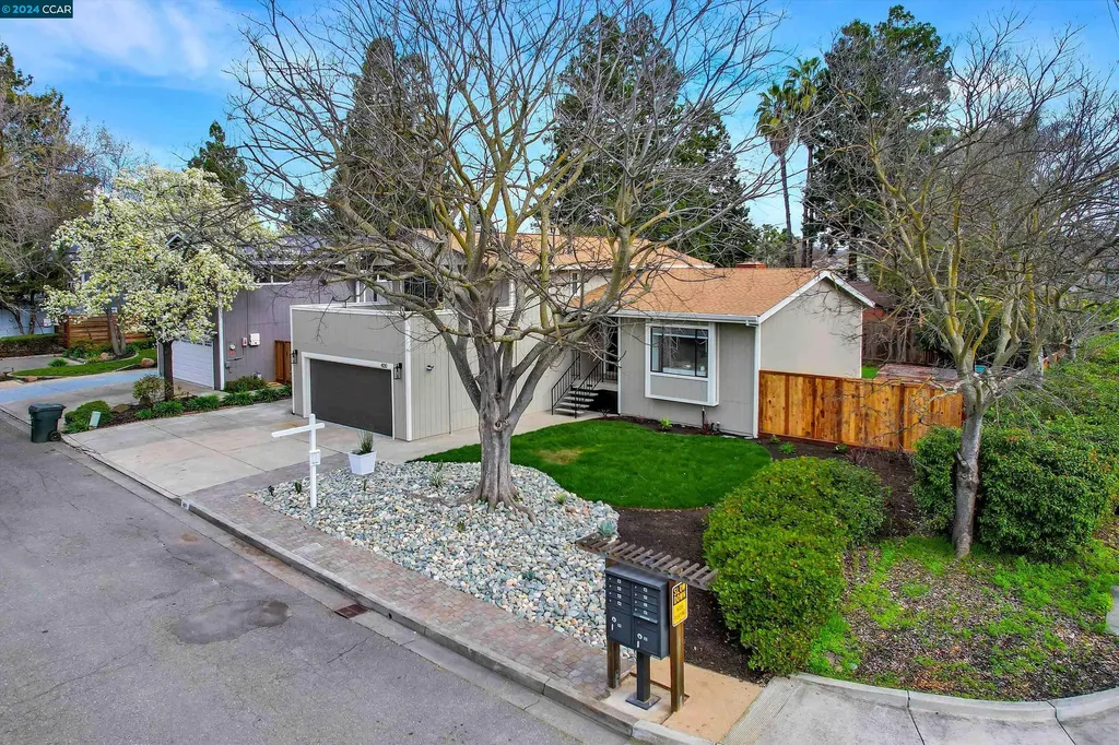 400 Ivy Lane Pleasant Hill CA 94523