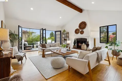 174 Alta Road Oakland CA 94618