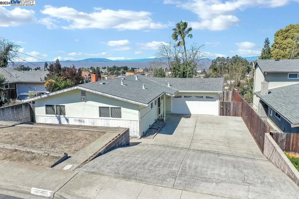 940 Marlesta Road Pinole CA 94564