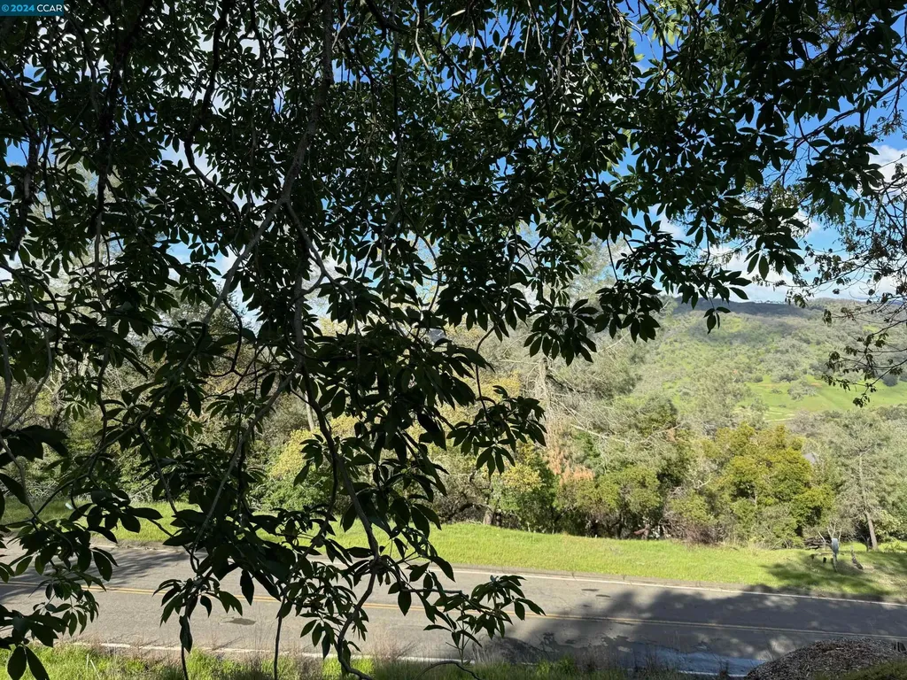 197 Country Club Lane Napa CA 94558
