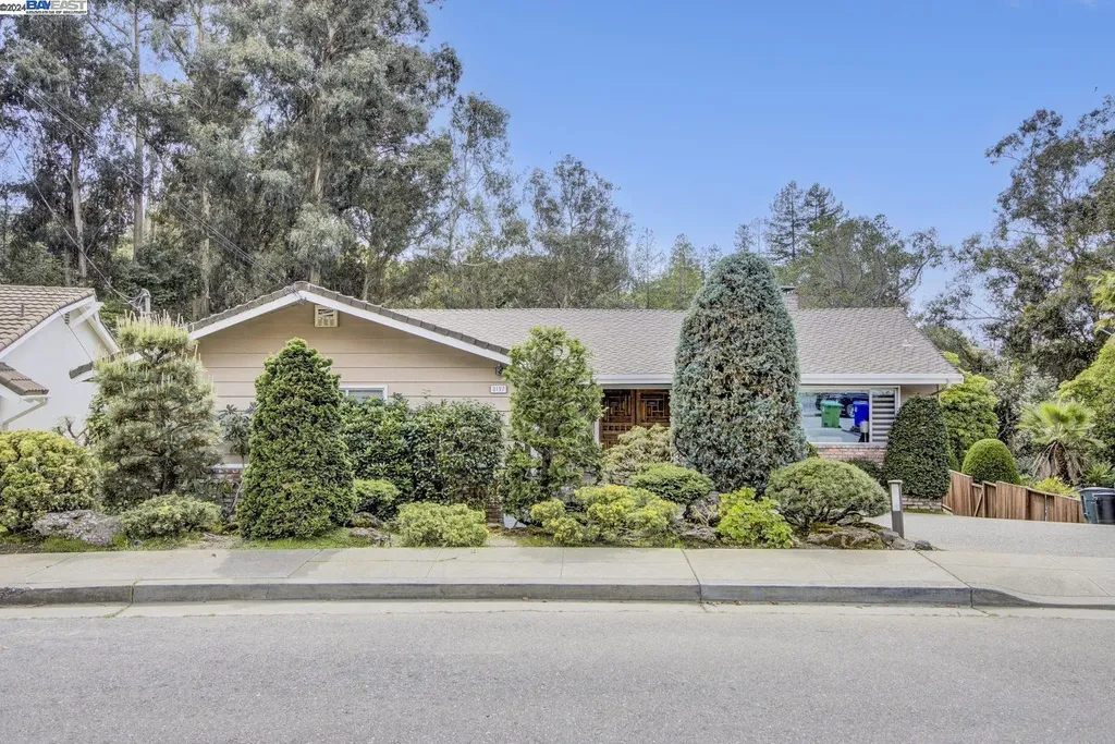 3137 Bridle Drive Hayward CA 94541