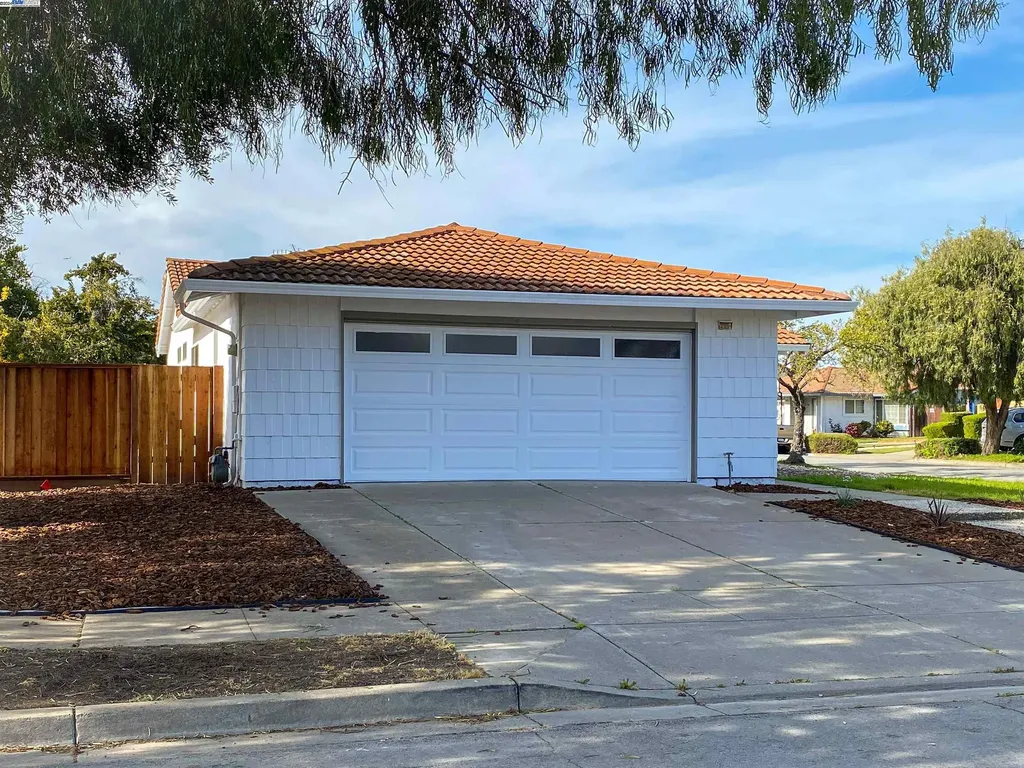 32829 Shaver Lake Street Fremont CA 94555