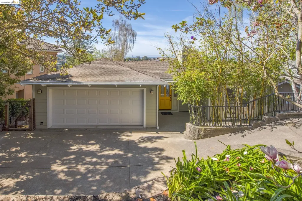 9009 Broadway Terrace Oakland CA 94611