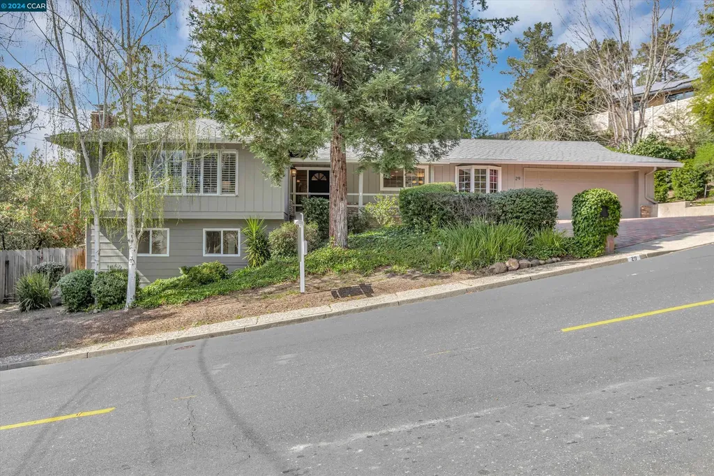 29 Hardie Drive Moraga CA 94556