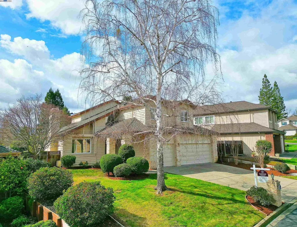 1143 Canyon Hills Road San Ramon CA 94582