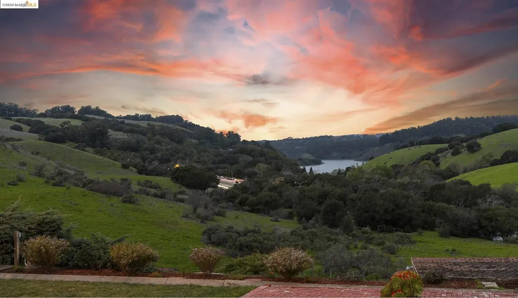 3138 Aylesbury Court Castro Valley CA 94546