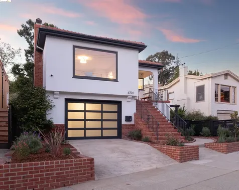 6701 Chabot Road Oakland CA 94618