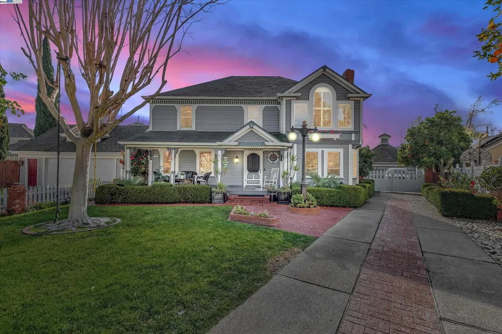 25 Espada Court Fremont CA 94539